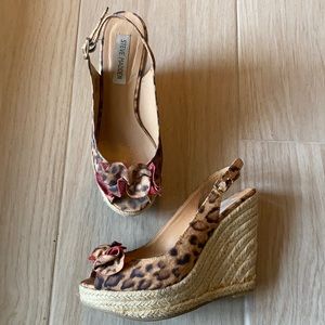 Steve Madden Leopard Wedges Size 8